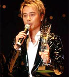 全年最高销量男歌手大奖:李克勤
